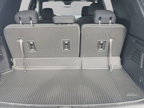 New 2026 Chevrolet Traverse LT w/ LPO, Floor Liner Package image 21