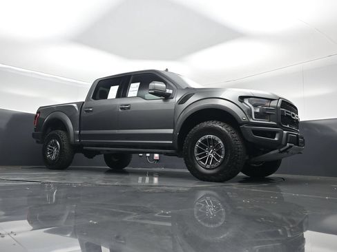 Certified 2020 Ford F150 Raptor w/ Equipment Group 802A Luxury AWD/4WD image 4