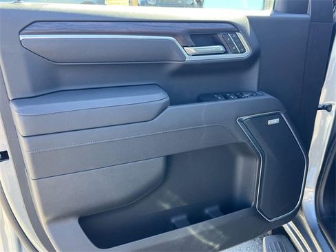 New 2026 GMC Sierra 1500 SLT w/ SLT Premium Plus Package image 10