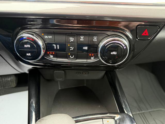 Used 2025 Chevrolet Trax ACTIV w/ Driver Confidence Package FWD image 20