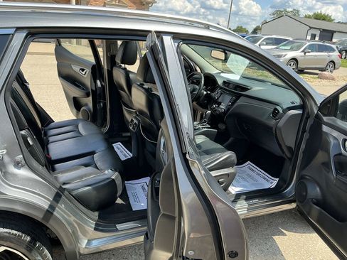 Used 2020 Nissan Rogue Sport SL w/ Premium Package AWD/4WD image 19