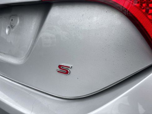 Used 2015 Toyota Corolla S Plus image 29