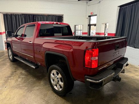 Used 2018 GMC Sierra 2500 Denali w/ Duramax Plus Package image 5