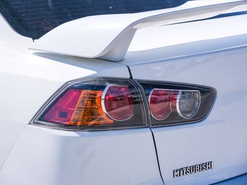 Used 2014 Mitsubishi Lancer ES FWD image 7