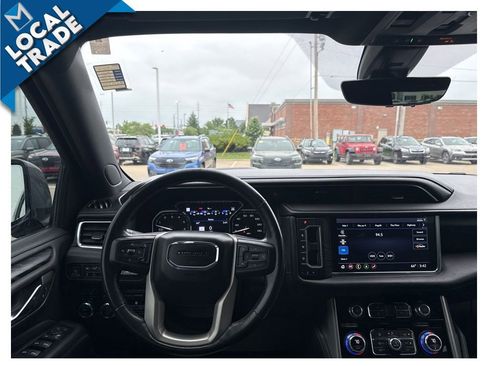 Used 2021 GMC Yukon XL Denali w/ Denali Ultimate Package AWD/4WD image 10