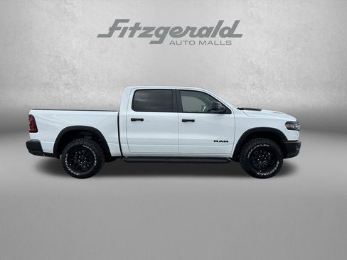 New 2026 RAM 1500 Laramie AWD/4WD image 4
