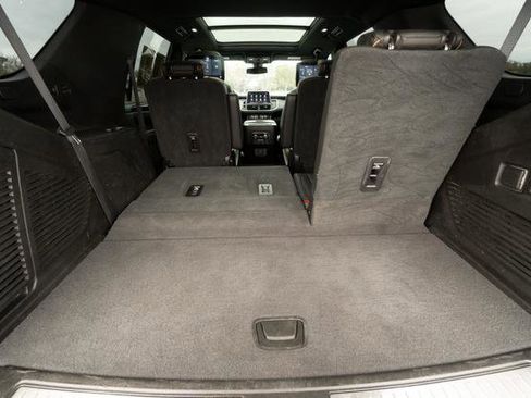 Used 2021 GMC Yukon AT4 w/ AT4 Premium Package image 32