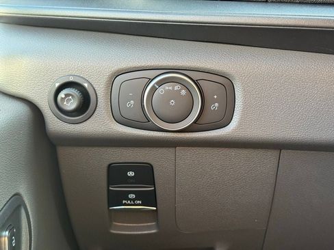 New 2025 Ford Transit 250 148 Medium Roof w/ Load Area Protection Package image 20