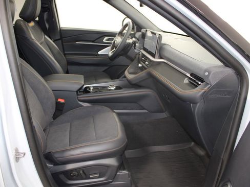 New 2026 Ford Explorer Tremor w/ Tremor Ultimate Package AWD/4WD image 28
