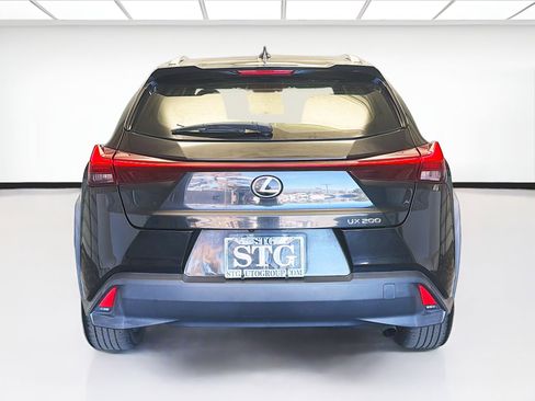 Used 2020 Lexus UX 200 w/ Accessory Package 2 image 5