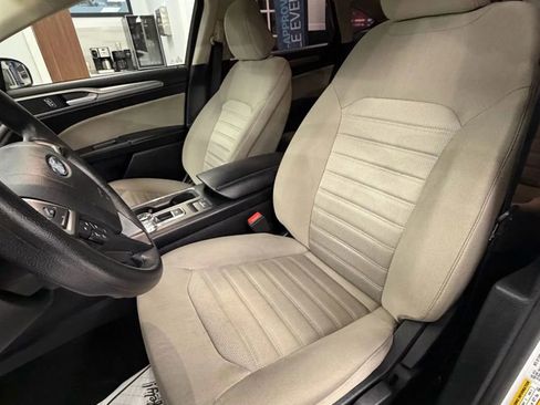 Used 2020 Ford Fusion S image 15