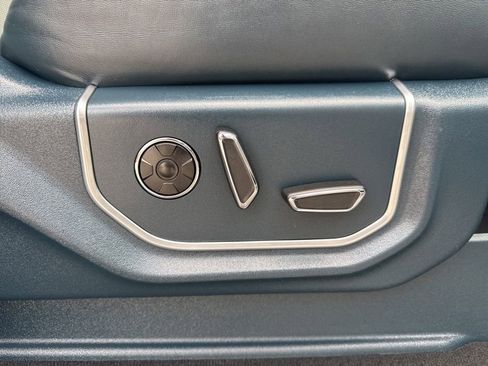 Used 2022 Ford F450 Limited w/ FX4 Off-Road Package image 30