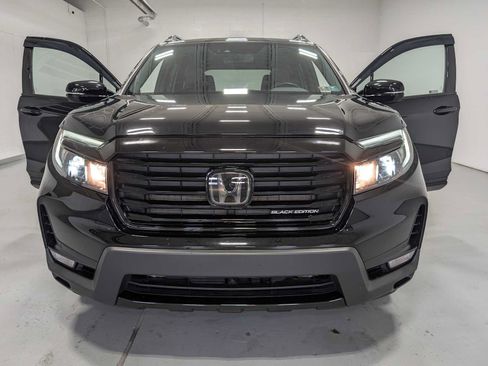 Used 2024 Honda Passport Black Edition image 16