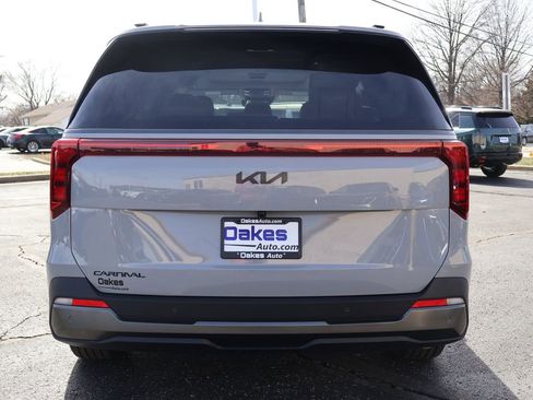 New 2026 Kia Carnival SX image 6