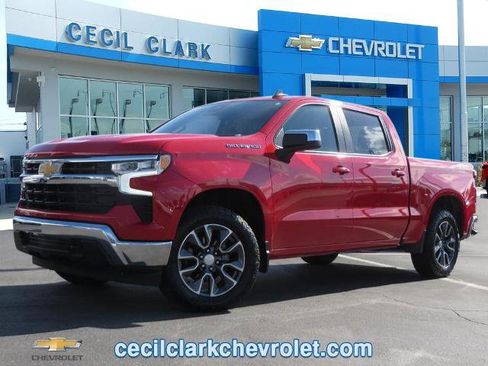 Used 2022 Chevrolet Silverado 1500 LT image 1