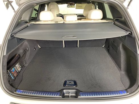 Used 2026 Mercedes-Benz GLC 300 4MATIC image 30