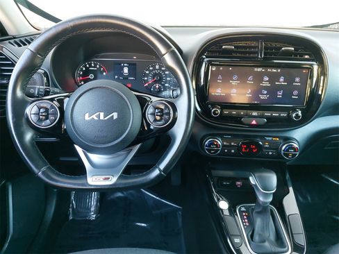 Certified 2022 Kia Soul GT-Line image 15