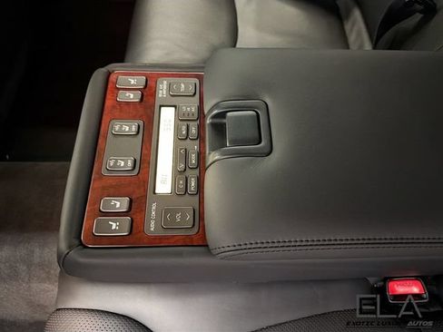 Used 2004 Lexus LS 430 RWD image 16