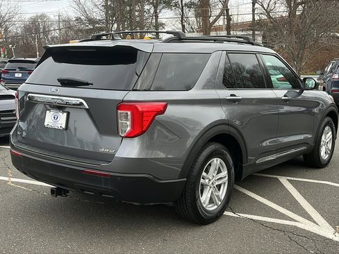 Used 2021 Ford Explorer XLT image 7