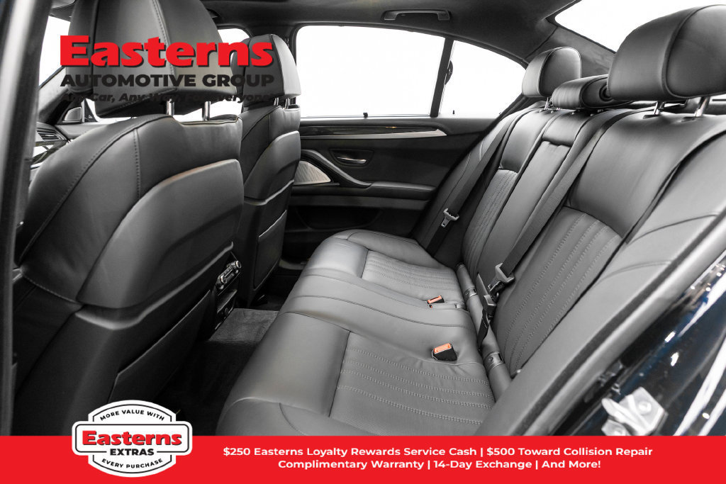 Used 2015 BMW M5 RWD image 63
