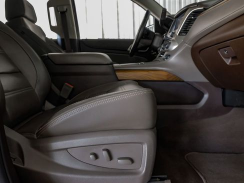 Used 2020 GMC Yukon Denali w/ Denali Ultimate Package image 33