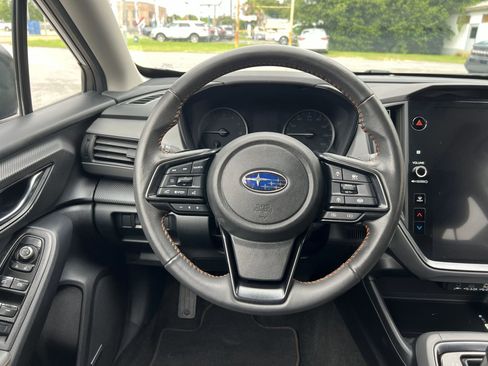 Used 2024 Subaru Crosstrek 2.5i Limited AWD/4WD image 26