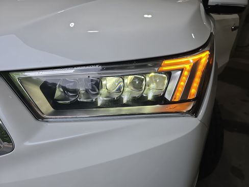 Used 2020 Acura MDX FWD image 30