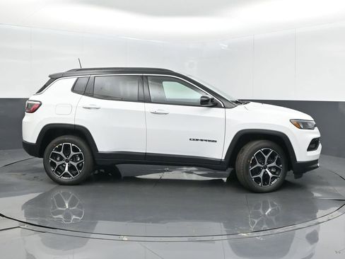 New 2026 Jeep Compass Limited image 8
