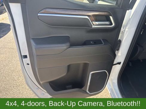 Used 2023 Chevrolet Silverado 1500 LT AWD/4WD image 17