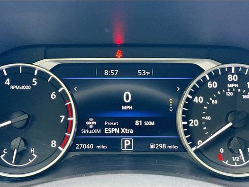 Used 2023 Nissan Sentra SV image 11