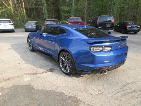 Used 2022 Chevrolet Camaro ZL1 image 3