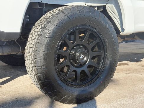 Used 2023 Ford F250 XL w/ XL Off-Road Package image 28