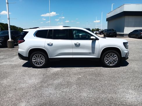 Used 2024 GMC Acadia Denali w/ LPO, Floor Liner Package FWD image 7