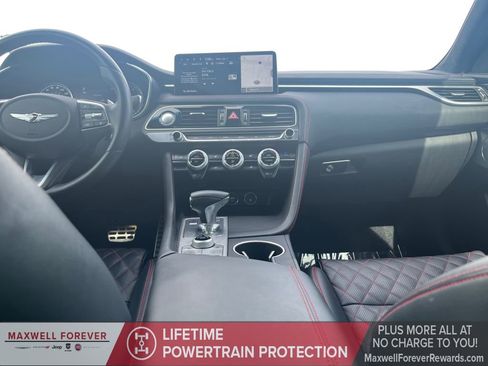 Used 2022 Genesis G70 3.3T image 3