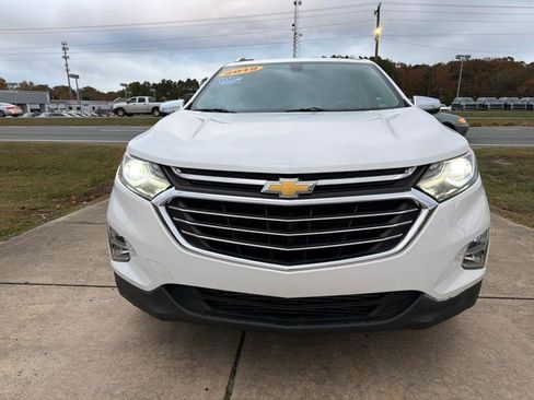 Used 2019 Chevrolet Equinox Premier FWD image 3