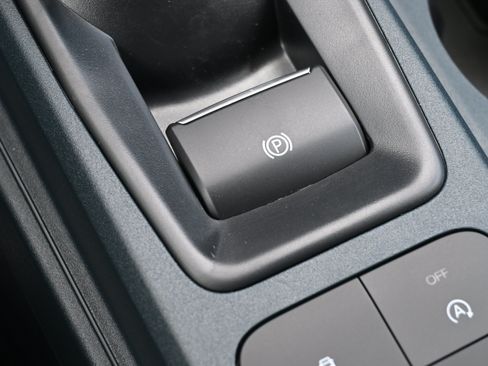 New 2026 Ford Maverick Lobo AWD/4WD image 28