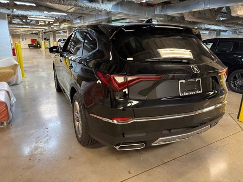 New 2026 Acura MDX SH-AWD image 9