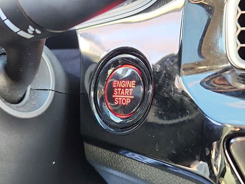 Certified 2022 Honda Civic EX image 23