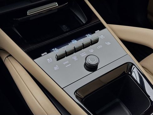 Certified 2026 Porsche Cayenne S image 23