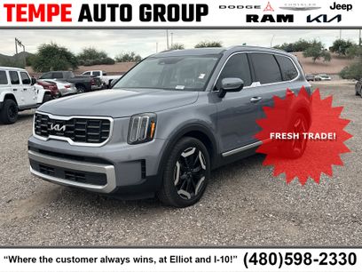 Used 2023 Kia Telluride S w/ S Sunroof Package