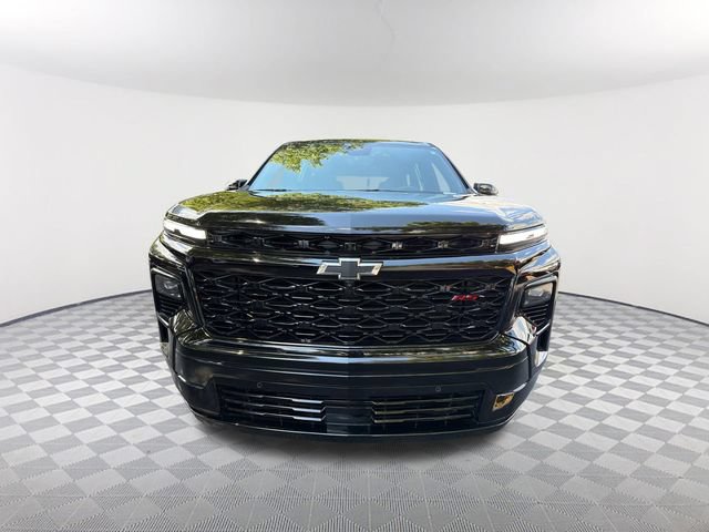 Used 2024 Chevrolet Traverse RS FWD image 2