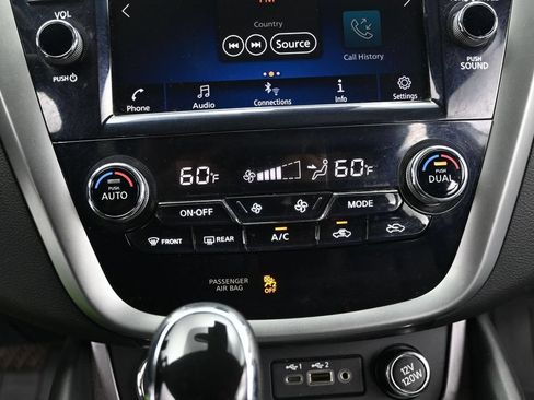 Used 2023 Nissan Murano SV AWD/4WD image 13