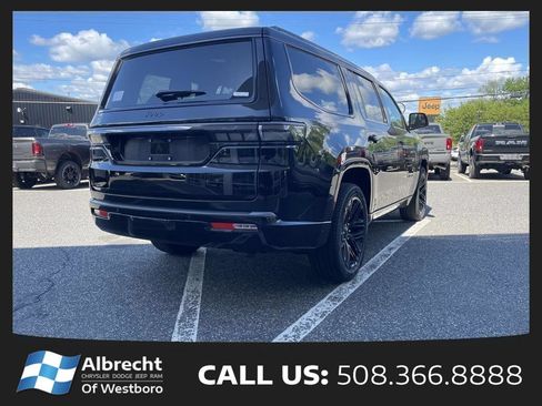 New 2026 Jeep Grand Wagoneer Limited AWD/4WD image 5
