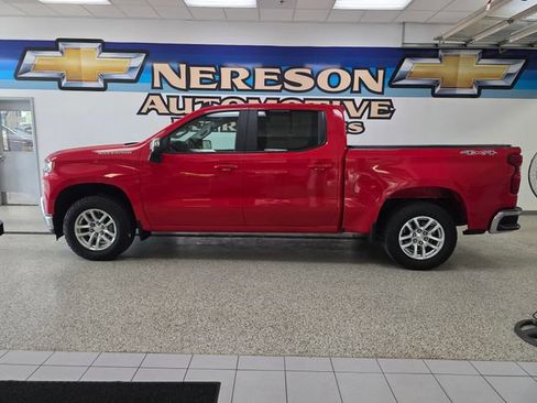 Used 2020 Chevrolet Silverado 1500 LT AWD/4WD image 4