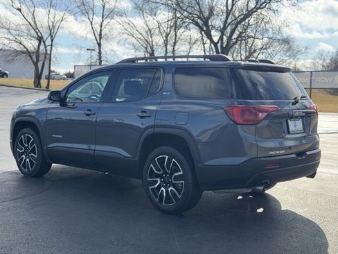 Used 2019 GMC Acadia SLT w/ Black Edition image 5