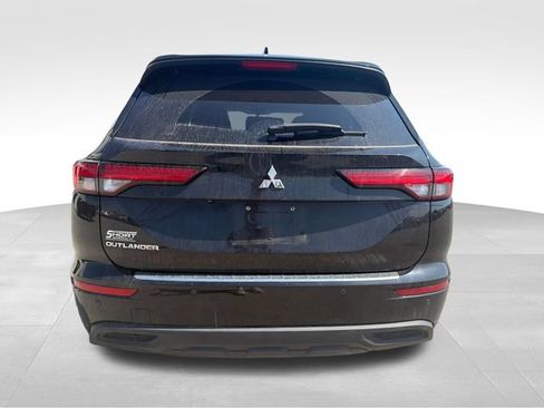 Used 2022 Mitsubishi Outlander ES AWD/4WD image 6
