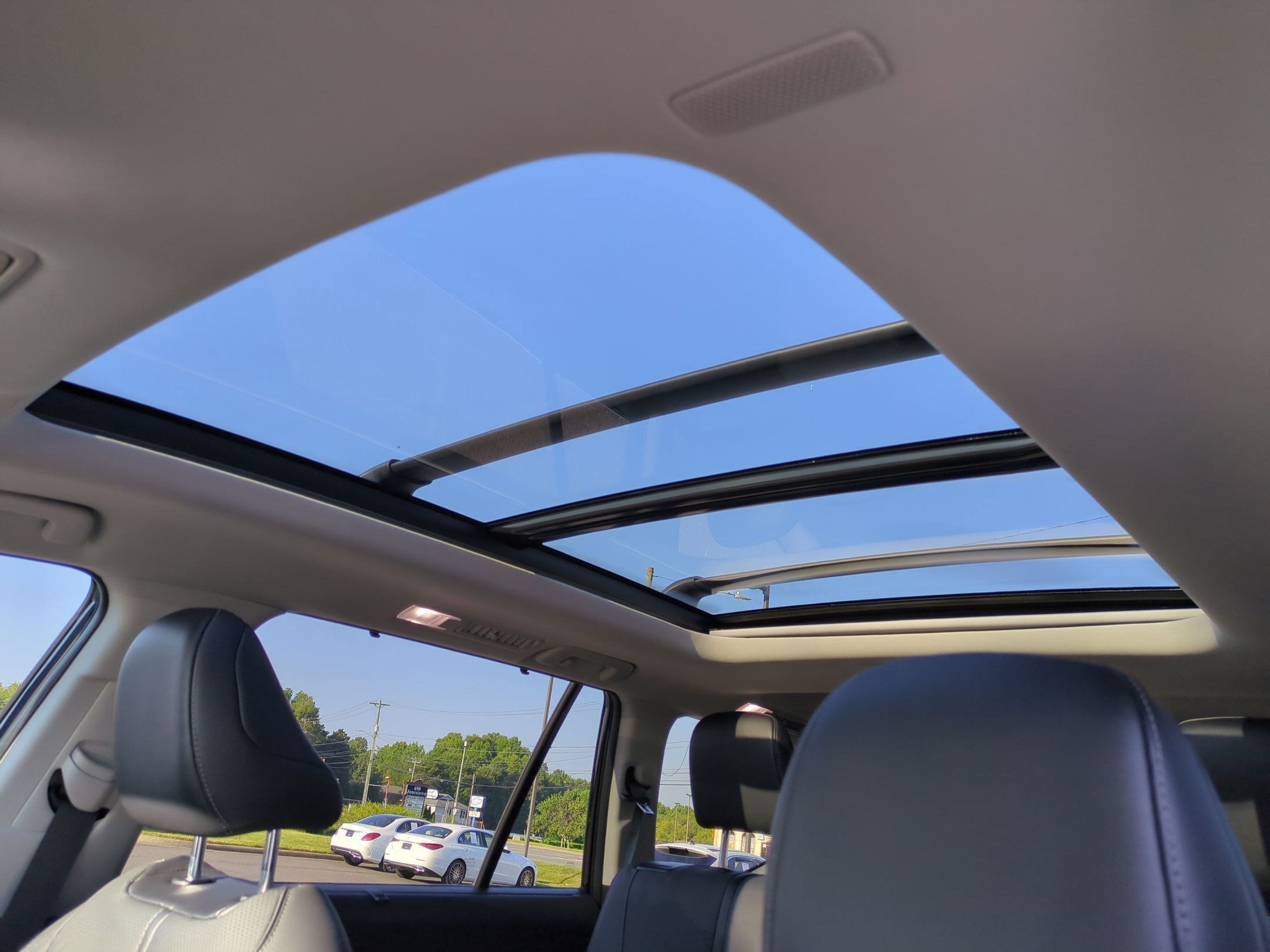 Used 2025 Toyota Grand Highlander FWD image 25