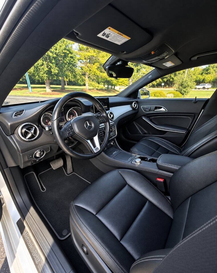 Used 2014 Mercedes-Benz CLA 250 image 5