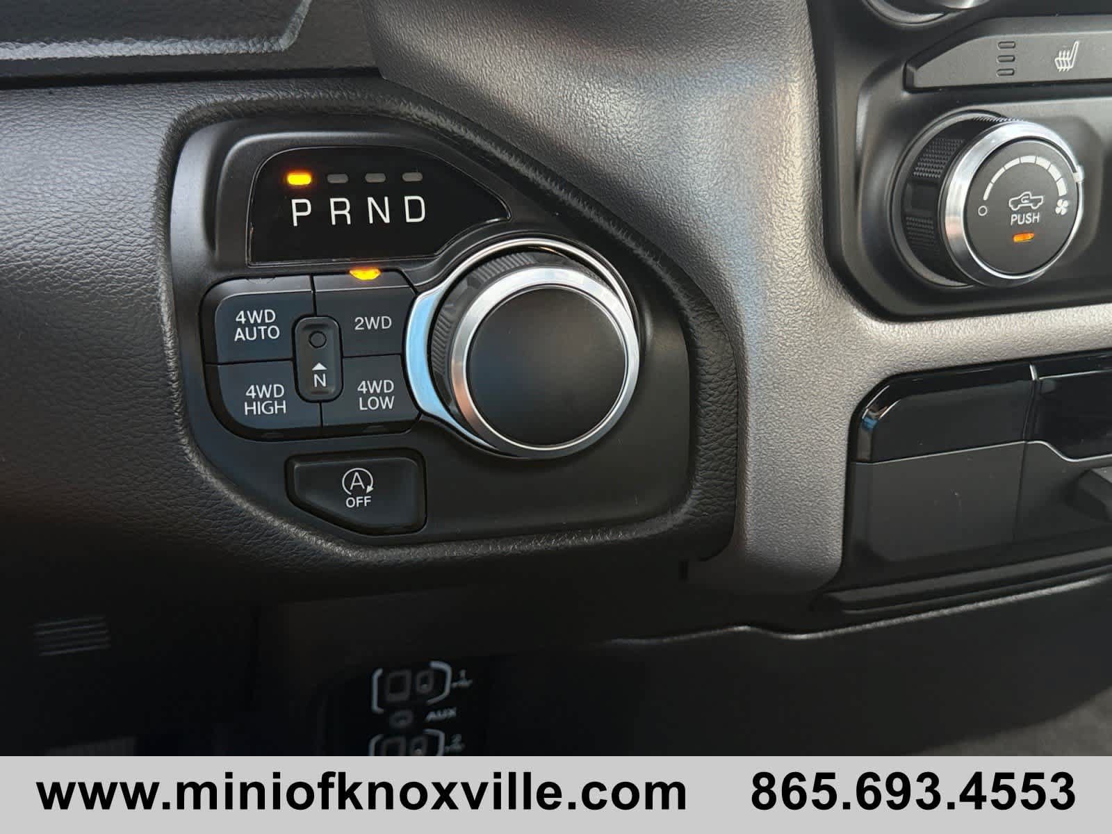 Used 2023 RAM 1500 Big Horn AWD/4WD image 30