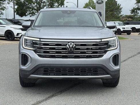 Used 2024 Volkswagen Atlas SEL AWD/4WD image 8